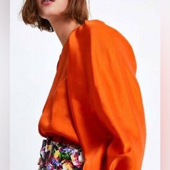 Zara Women's Orange Puff Sleeve Blouse Diamanté Button Satin Top Size Small NWT - Picture 2 of 16